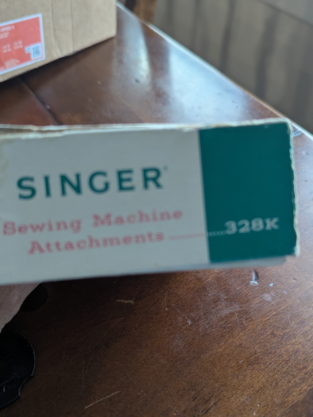 Singer Sewing Machine Box/with Attachments - Picture 3 of 4